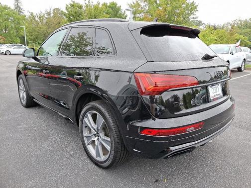 2025 Audi Q5 45 S line quattro Premium
