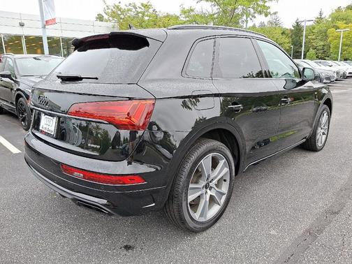 2025 Audi Q5 45 S line quattro Premium
