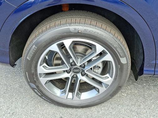 2025 Audi Q5 2.0T quattro Premium