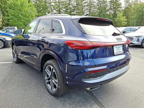 2025 Audi Q5 2.0T quattro Premium