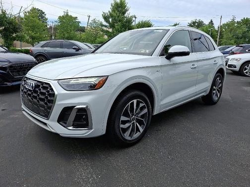 2024 Audi Q5 45 S line quattro Premium