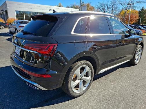 2025 Audi Q5 45 S line quattro Premium