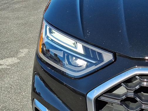 2025 Audi Q5 45 S line quattro Premium