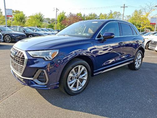 2025 Audi Q3 45 S line Premium