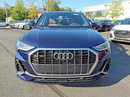 2025 Audi Q3 45 S line Premium