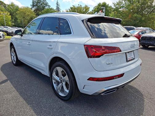 2023 Audi Q5 45 S line Prestige