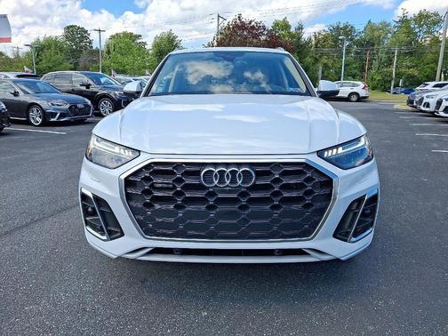 2023 Audi Q5 45 S line Prestige