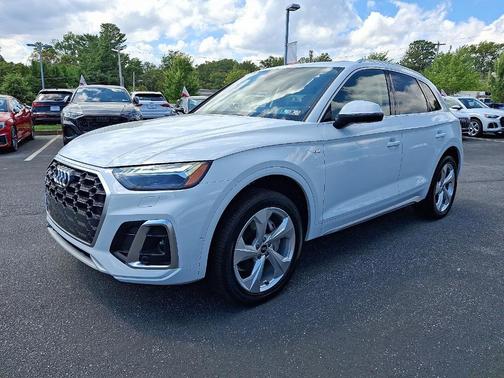 2023 Audi Q5 45 S line Prestige