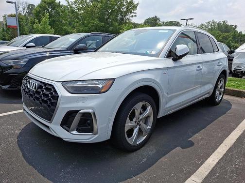 2023 Audi Q5 45 S line Prestige