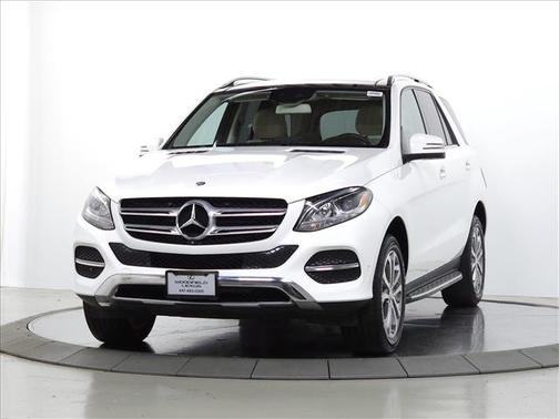 White 2016 Mercedes-Benz GLE-Class GLE 350 4MATIC
