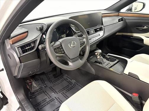2025 Lexus ES 350 Base