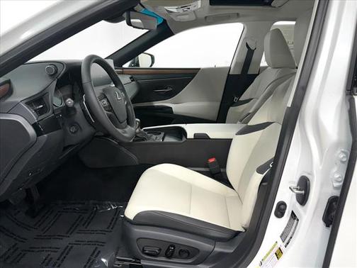 2025 Lexus ES 350 Base