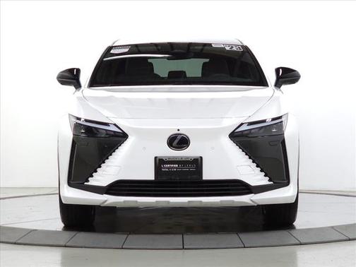 2023 Lexus RZ 450e Luxury