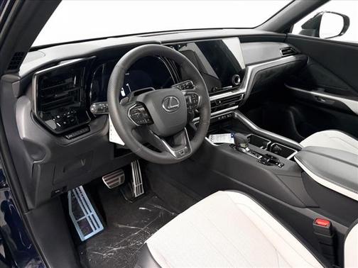 2026 Lexus TX 500h F SPORT Premium