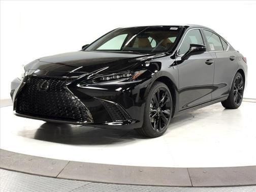 2025 Lexus ES 300h F SPORT Design