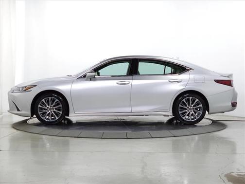 2021 Lexus ES 300h Base