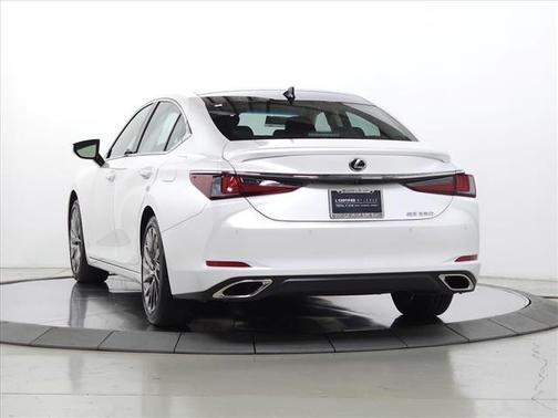 2024 Lexus ES 350 Ultra Luxury