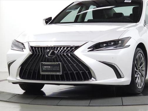 2024 Lexus ES 350 Ultra Luxury