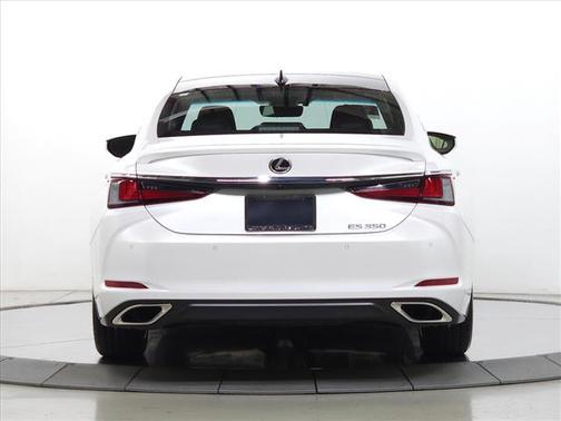 2024 Lexus ES 350 Ultra Luxury