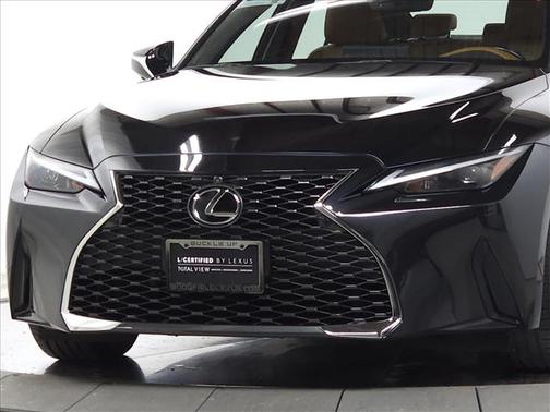 Caviar 2021 Lexus IS 300 Base