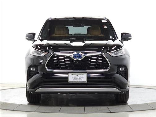 2024 Toyota Highlander Hybrid Platinum