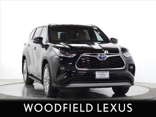2024 Toyota Highlander Hybrid Platinum