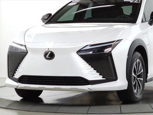 2024 Lexus RZ 300e Premium
