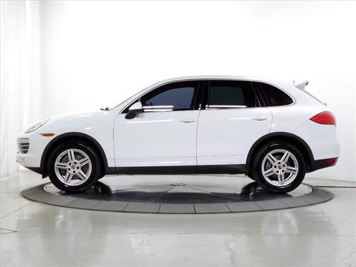 2014 Porsche Cayenne Platinum Edition