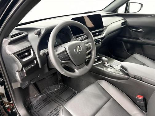 2025 Lexus UX 300h Premium