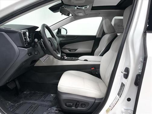 2025 Lexus NX 350h Luxury