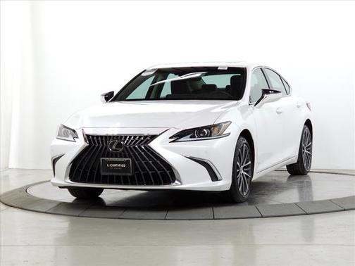 2022 Lexus ES 250 Base