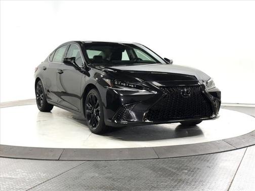 2025 Lexus ES 300h F SPORT Design