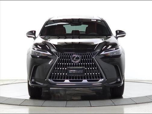 2025 Lexus NX 350h Premium