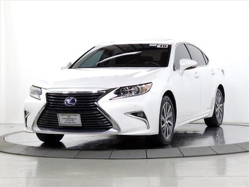 2016 Lexus ES 300h Base