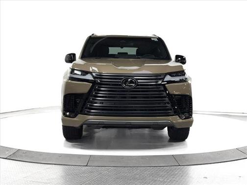 2025 Lexus LX 700h Overtrail