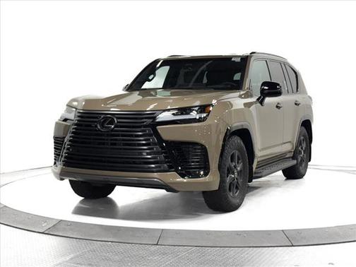 2025 Lexus LX 700h Overtrail
