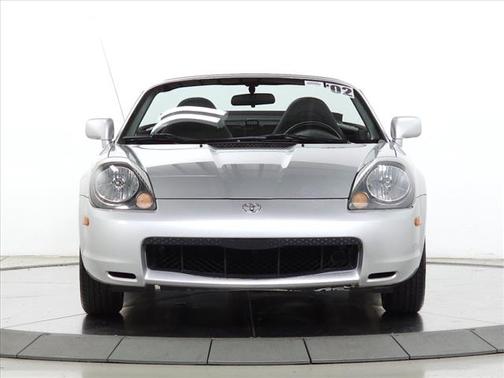 2002 Toyota MR2 2dr Convertible