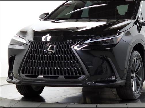 2024 Lexus NX 450h+ Luxury