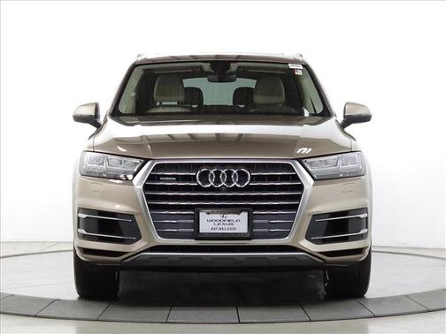 2019 Audi Q7 55 Premium Plus