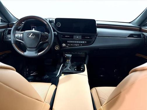 2025 Lexus ES 350 Ultra Luxury