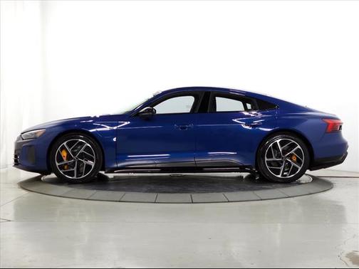 2024 Audi RS e-tron GT quattro