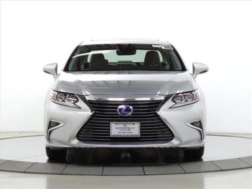 2016 Lexus ES 300h Base