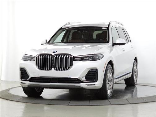 White 2021 BMW X7 xDrive40i