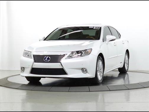 2013 Lexus ES 300h Base