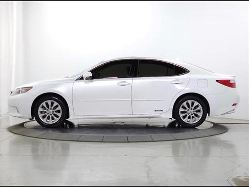 2013 Lexus ES 300h Base