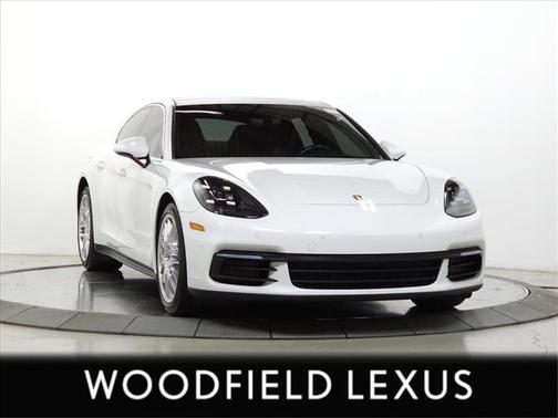 2018 Porsche Panamera 4S