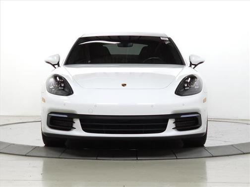 2018 Porsche Panamera 4S