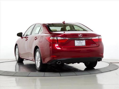 2015 Lexus ES 350 Crafted Line