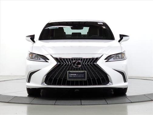 2023 Lexus ES 350 Base