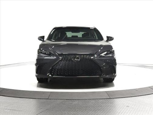 2025 Lexus ES 300h F SPORT Design